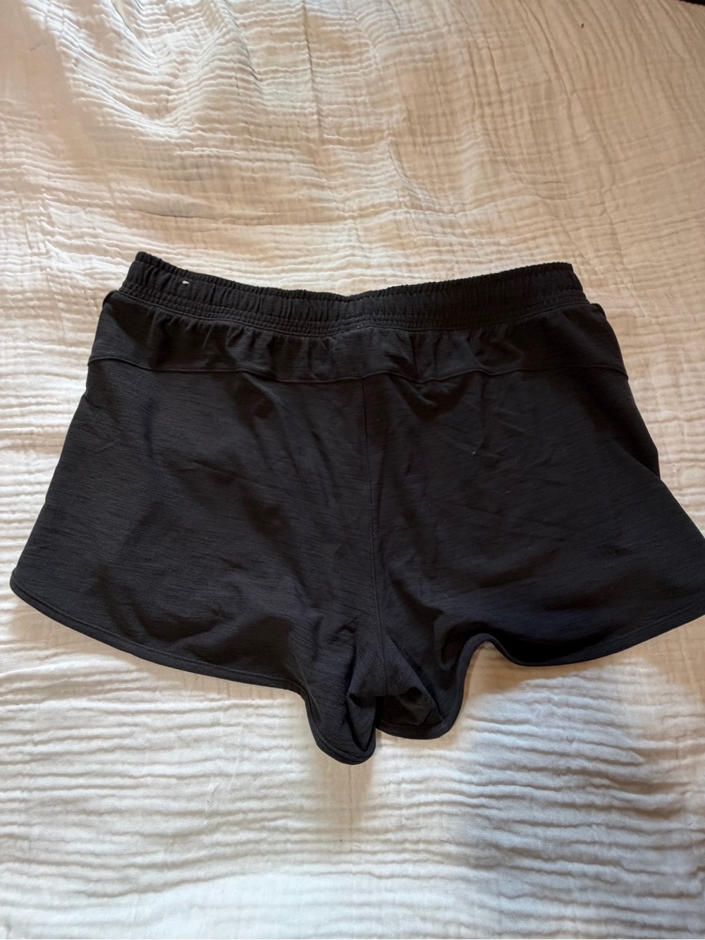 Old Navy Black Women's Athletic Shorts with Elastic Waistband